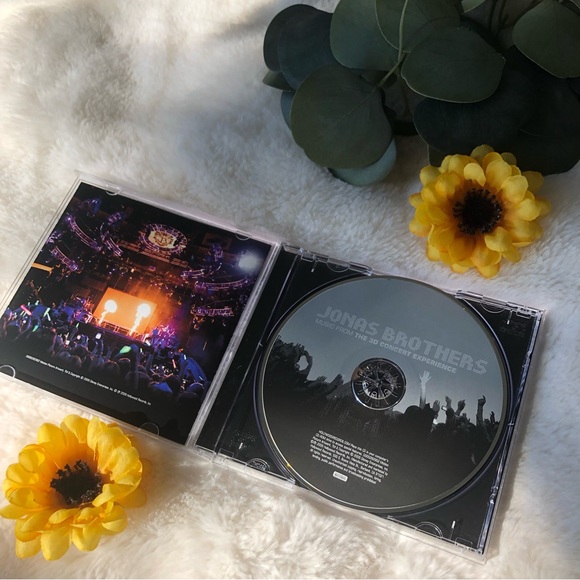 Jonas Brothers CD - Picture 2 of 2